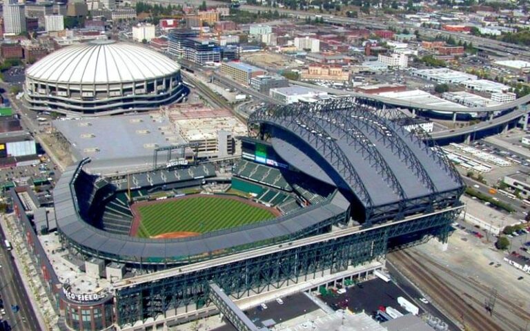 詹姆斯本赛,季投篮表现,老将风采,明发彩票,互动竞猜平台,在线娱乐,预测挑战,明发彩票APP下载